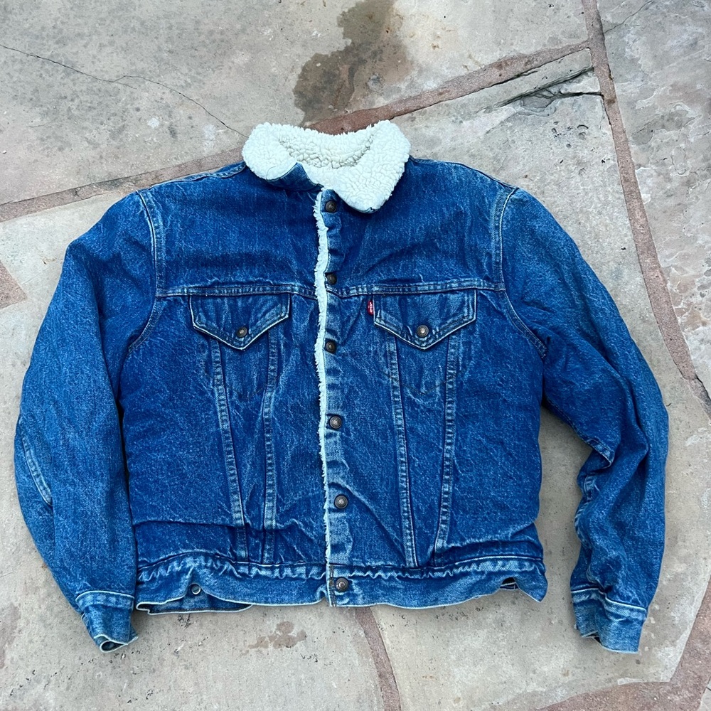 Vintage Levi’s 1970s Made in USA Medium Wash Sherpa Jacket Denim  70605-1517